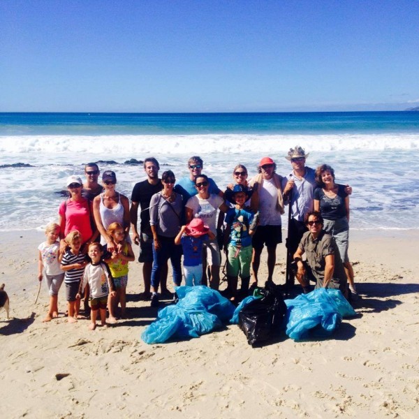 The crew that came out for the beach clean up along Kalk bay, well done group!